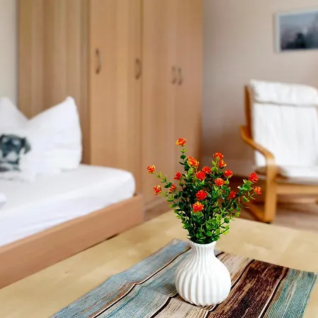 Apartment Herrenhaus Marienhof Krakow am See