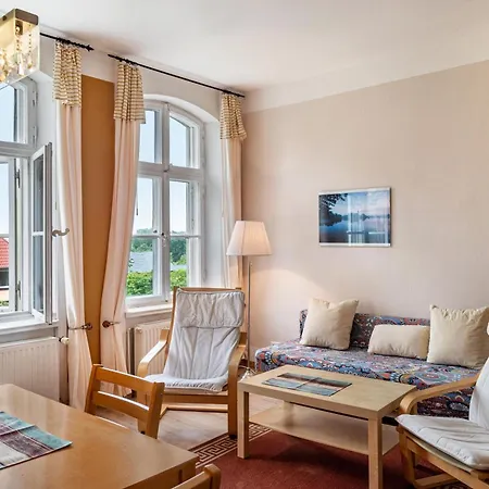 Herrenhaus Marienhof Apartment Krakow am See