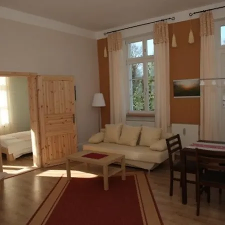 Herrenhaus Marienhof * 크라코프암지